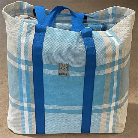 CGear Sand-Free Camping Mat in Carrying Tote