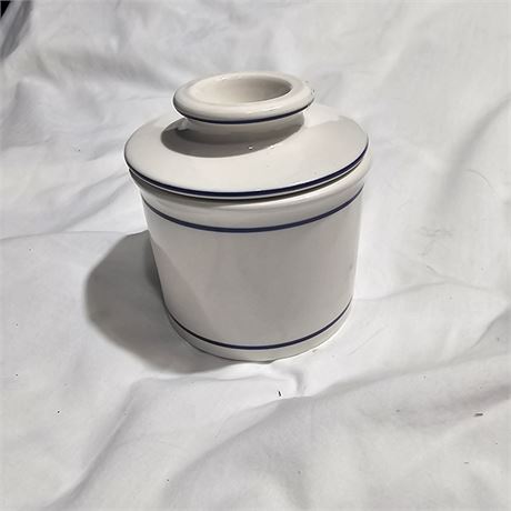 Le Bistro Butter Bell Crock - White with Blue Trim