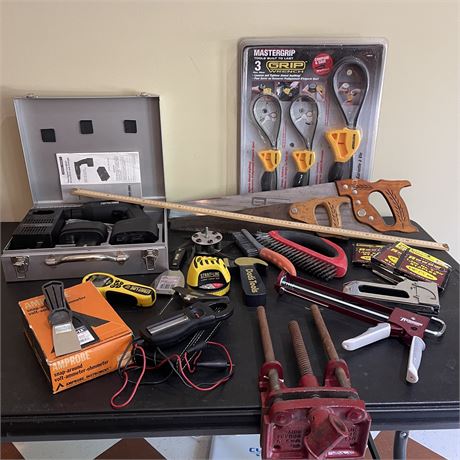 Blazing Auctions - Lot of Handyman Tools