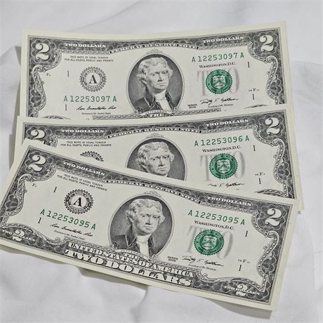 Lot of 3 2 Dollar Note Bill-A Sequential 3 Notes.