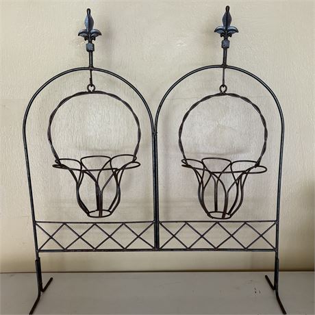 Wrought Iron Free Standing Stand with Pair of Removable Basket Planters