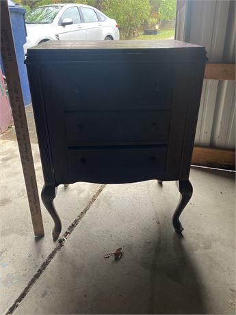 Cabinet chest of drawers Queen Anne