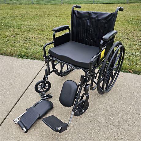 Drive Wheelchair w/Extra Seat Cushion-Like New