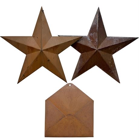 Rustic Metal Hanging Stars & Envelope