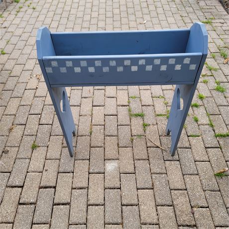 Homemade wood planter