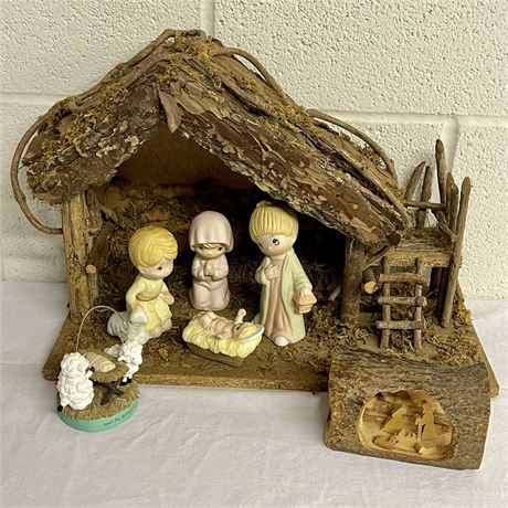 Nativity Stable w/ Precious Moments & Holy Land Olive Wood Holy Family Figurines