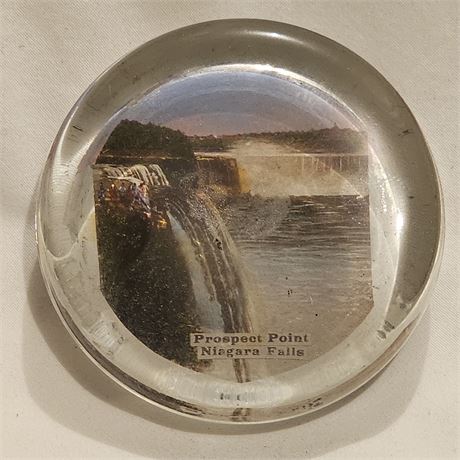 Vintage glass paperweight featuring a picture of Prospect Point at Niagara Falls