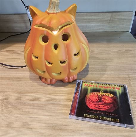 Light up owl and Halloween cd
