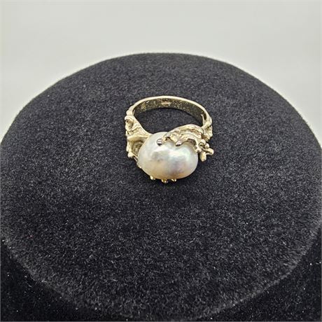 Vintage 14K Gold Baroque Pearl Ring
