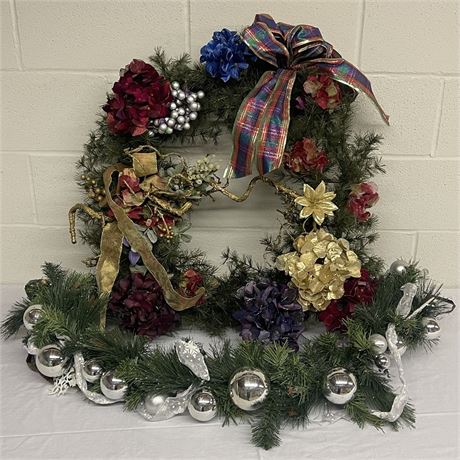 30" Holiday Wreath & 4.5ft Decorated Garland