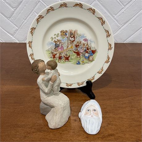 Collectables-Bunnykins Plate, Willow Tree "Grandmother" Figurine & Signed Santa