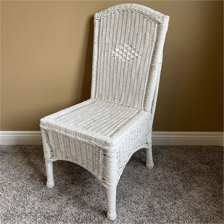 Vintage White Wicker Accent Chair