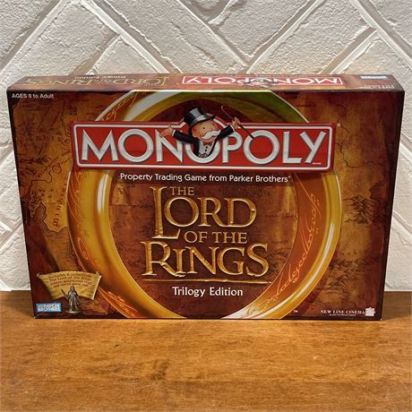 Monopoly The Lord of the Rings Trilogy Edition Board Game