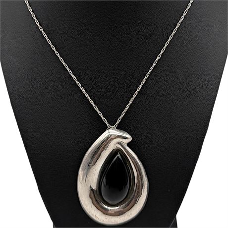 925 Sterling Silver Black Onyx Pendant / Brooch on 925 Sterling Silver Chain