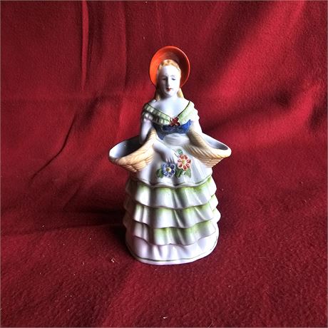 Vintage porcelain figurine from the "Occupied Japan"