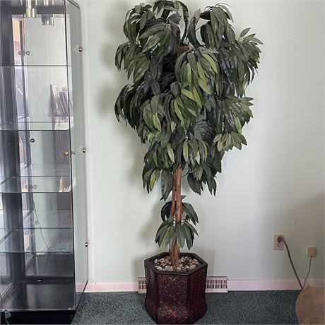 6 ft Artificial Tree