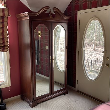 Panel Perfect American Drew Solid Mirrored Armoire