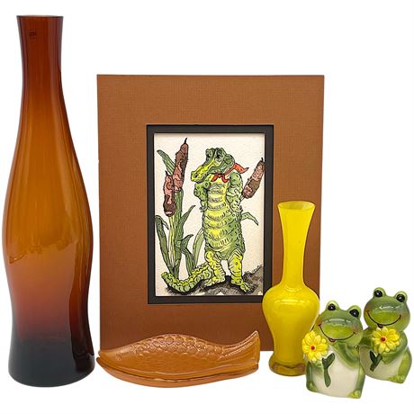 Kathy R Crowther Art w/ Glass & Ceramic Decor