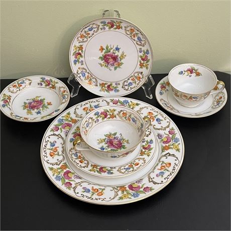 Noritake Dresdena 7pc. Dinnerware Set