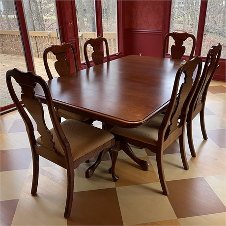 Weaver Woodcraft Amish Built Solid Wood Double Pedestal Table with 6 Chairs