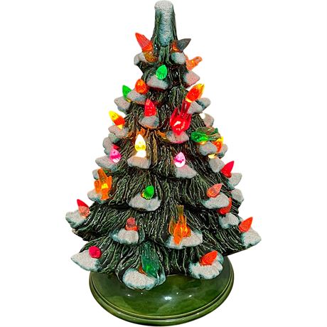 1977 Nowell's Mold Ceramic Lighted Christmas Tree