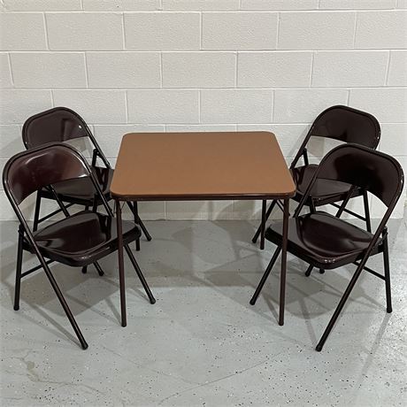 Folding Samsonite Card Table with 4 Folding Metal Chairs