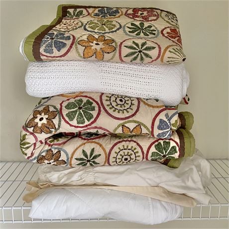 Twin Size Bedding with LL Bean "Blooming Circles" Quilt and Pillow Sham