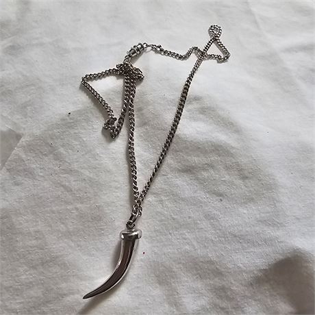 VINTAGE HORN OF PLENTY NECKLACE