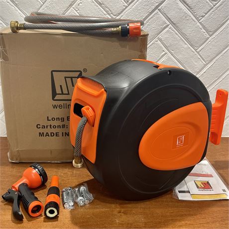 NIB Wellmax Retractable Water Hose with Wall Mount