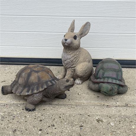 Outdoor Resin Rabbit with Tortoises Lawn Decor