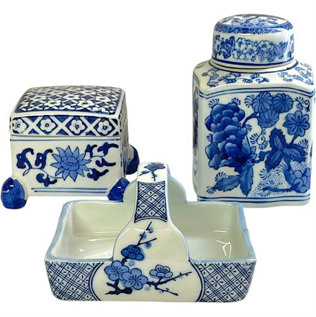 Vtg Oriental Ceramic Pieces