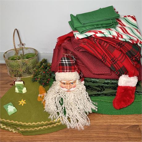 Christmas Linens and Decor