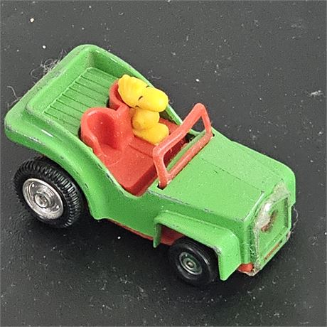 PEANUTS WOODSTOCK DIECAST CAR