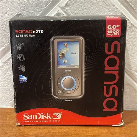NIB SanDisk Sansa e270 6.0GB MP3 Player