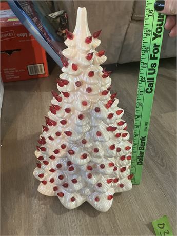 Vntage ceramic Christmas tree.