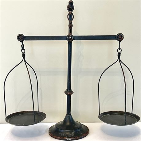 Decorative Antique Iron Balance Scale with Bird Finial
