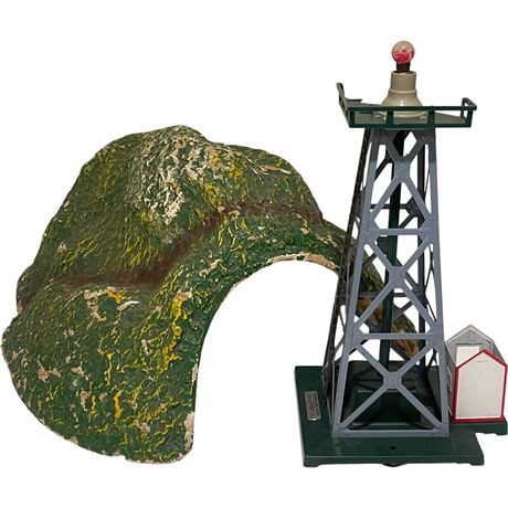 Vtg American Flyer Paper Mache Tunnel & Electric Revolving Aircraft Beacon Tower