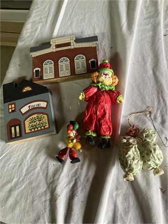 Vintage decorative items,