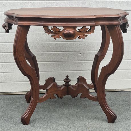 Late Victorian Turtle Top Table