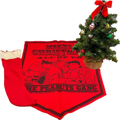 Vtg Felt Peanuts Pennant Banner, Old Stocking & Tree w/ Mini Glass Ornaments