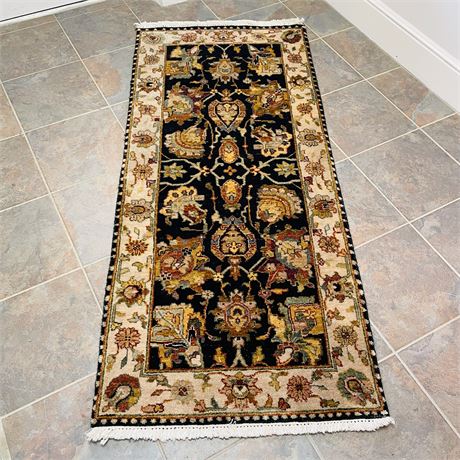 Hand Knotted Wool Accent Rug India