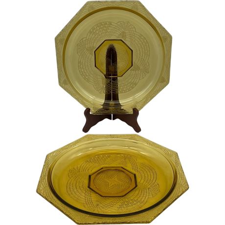 Pair of Vtg L.E. Smith Romanesque Amber Glass Shallow Bowls
