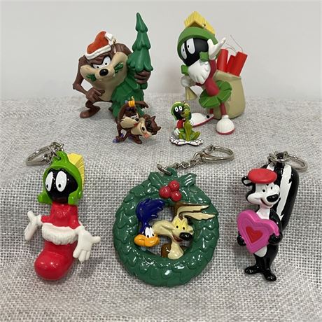 Hallmark Looney Tunes Ornaments & Vtg Keychains