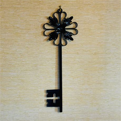 Decorative Metal Wall Hanging Key