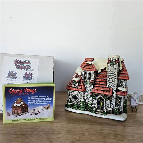 1987 Lefton colonial village lighted house in original box 1 of 2