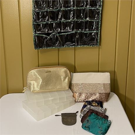 Makeup Bags, Pouches & Jewelry Organizers