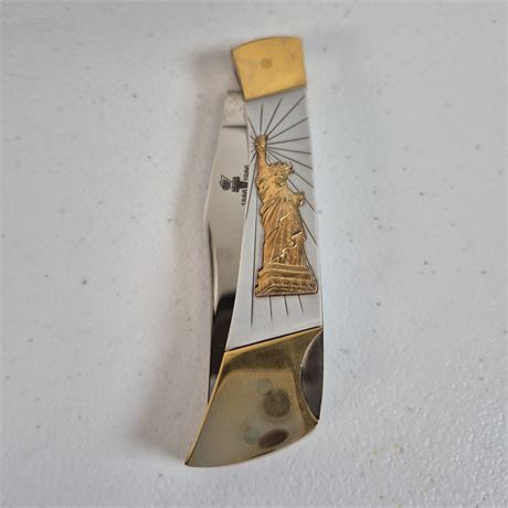 Centennial Statue of Liberty Pocket Knife