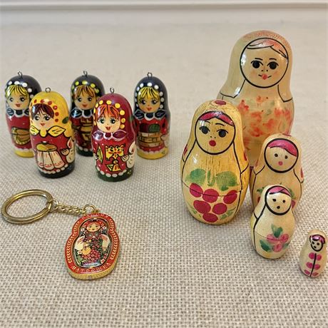 5pc Russian Nesting Dolls, (5) Ornaments & Key Chain