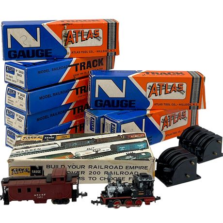Vtg Atlas "N" Gauge Tracks w/ Electrical Switches, Railcars & Extra Accessories