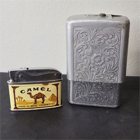 Vintage CAMEL Brand Lighter w/Cigarette Case